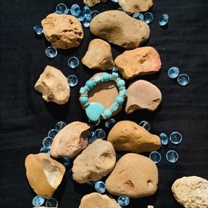 Precious gemstone bracelet